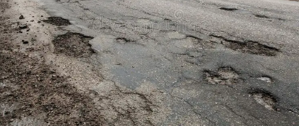 Quartier Tefrent (Chlef). La dégradation de la route isole les habitants