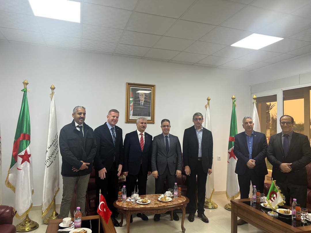 Coopération académique et culturelle Algéro-Turc. Le consul de la Turquie à l’université Ahmed Ben Bella