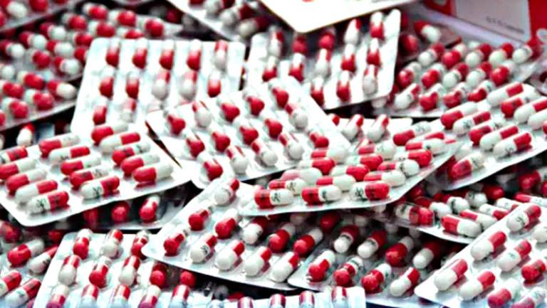 Sûreté de wilaya de Relizane. 04 individus arrêtés et une quantité de psychotropes  et de drogues dures saisie