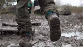 Saïda. Pluie, froid, boue et cafés
