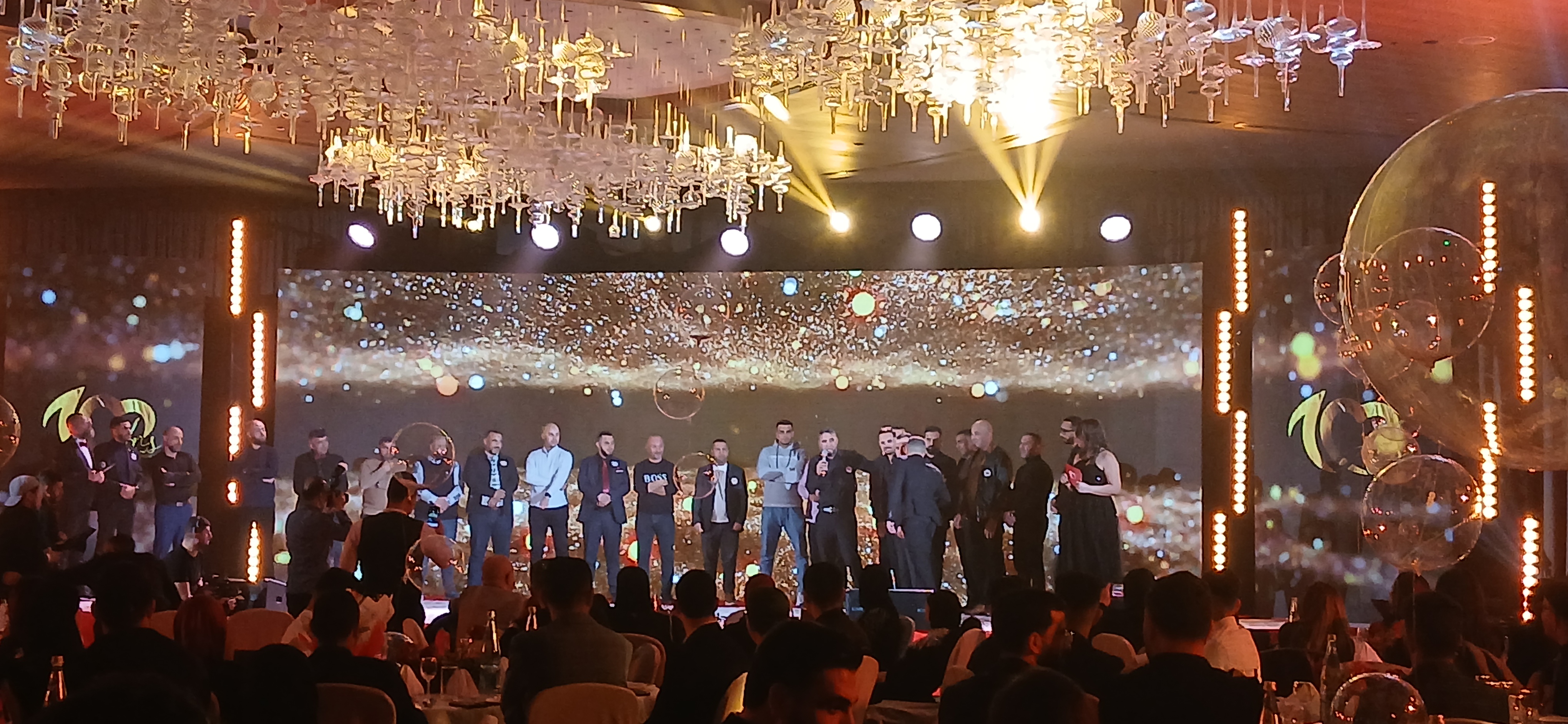 Marché des produits de bien-être de haute gamme. LIFE fête ses 10 ans d'existence