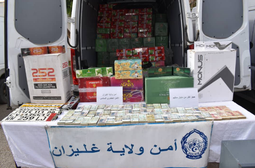 Contrebande à Relizane. Saisie de plus de 41.000 paquets de cigarettes  et près de 5.000 boîtes de tabac à chicha