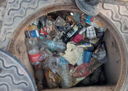 Chlef. Les habitants appellent  à un nettoyage urgent  des caniveaux