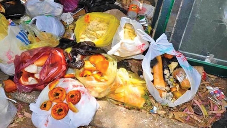 Ramadhan à Oran.  Le pain, entre bénédiction et abandon