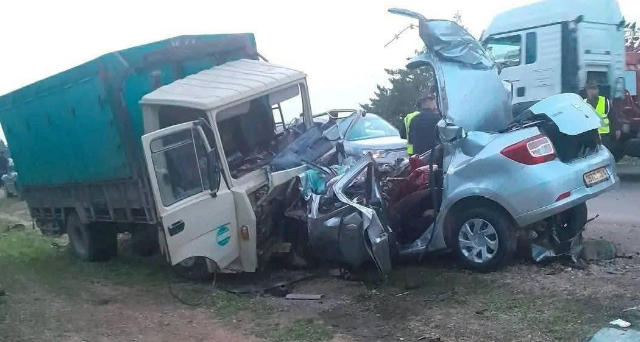 Collision entre deux véhicules à Tiaret. 02 morts et 01 blessé grave