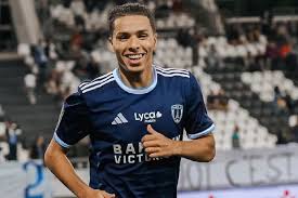 Il compte 13 contributions en 20 rencontres avec Paris. Kebbal est (désormais) candidat