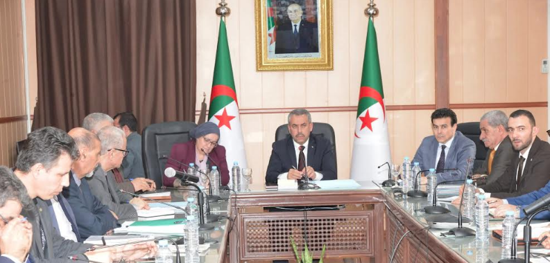 Education et retraite. Du pain sur la planche