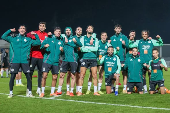 Conduits par le ministre des sports à bord d'un vol spécial. Les Verts depuis hier à Rabat 